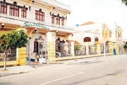Ngủ nhà Công tử Bạc Liêu