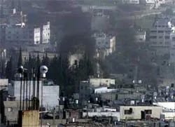 Rút quân và phóng thích 900 tù nhân Palestines