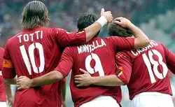 AS ROMA MUỐN GIỮ CHÂN BỘ BA TẤN CÔNG ảnh 1