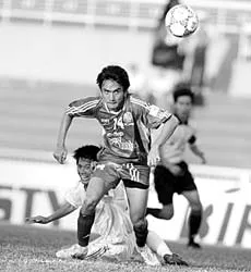 Huda-Huế và Đông A- Thép Pomina trước trận đấu quyết định