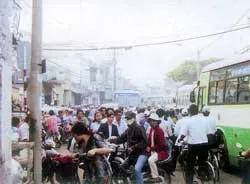 Cảnh sát giao thông ở đâu?