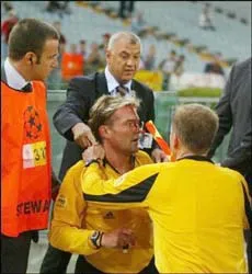 “Mourinho là kẻ thù của bóng đá” ảnh 1 “Mourinho là kẻ thù của bóng đá” ảnh 1