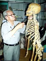 50 năm kết nối xương người