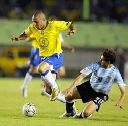 Ronaldo: Tôi chỉ cố gắng hết sức mình”...