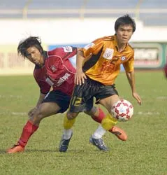 Number One V- League 2005 (Vòng 7 ngày 27-3) ảnh 3 Number One V- League 2005 (Vòng 7 ngày 27-3) ảnh 3