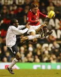 Heinze chinh phục công chúng Manchester United ảnh 1 Heinze chinh phục công chúng Manchester United ảnh 1