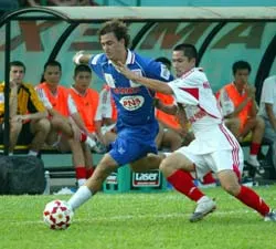 Number One V- League 2005 (vòng 10 ngày 17-4) ảnh 3 Number One V- League 2005 (vòng 10 ngày 17-4) ảnh 3
