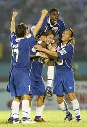 Kesley Alves chân sút xô ngã mọi kỷ lục của V-League ? ảnh 4 Kesley Alves chân sút xô ngã mọi kỷ lục của V-League ? ảnh 4