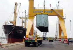 Cảng Lotus nâng cấp dịch vụ vận tải container