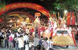 TPHCM mít tinh trọng thể kỷ niệm 30 năm giải phóng miền Nam, thống nhất đất nước ảnh 3 TPHCM mít tinh trọng thể kỷ niệm 30 năm giải phóng miền Nam, thống nhất đất nước ảnh 3