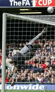 Chung kết FA CUP: Arsenal giành được chiếc cup FA thứ 10 cho mình ảnh 7