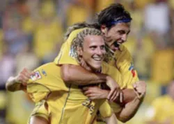 Villarreal tiễn Levante xuống hạng