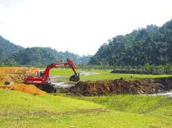 “Mắt ngọc” Hà Giang không còn lệ