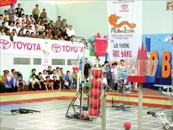 Chuyện ngoài cuộc thi