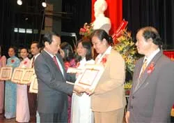 Tiếp bước chặng đường phát triển