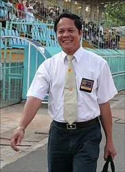 “Nếu trọng tài đã sai phạm về mặt tư tưởng thì nên treo còi vĩnh viễn” ảnh 1 “Nếu trọng tài đã sai phạm về mặt tư tưởng thì nên treo còi vĩnh viễn” ảnh 1