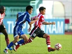 Number One V- League 2005 (vòng 16 ngày 19-6) ảnh 3 Number One V- League 2005 (vòng 16 ngày 19-6) ảnh 3