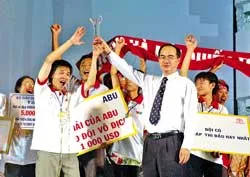 Đội BKCBG1 của ĐH Bách khoa Hà Nội vô địch