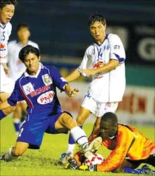 Number One V- League 2005 (Vòng 17 ngày 26-6) ảnh 1 Number One V- League 2005 (Vòng 17 ngày 26-6) ảnh 1