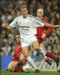 Zidane: “Real chỉ có thành công mới xoa dịu nỗi đau” ảnh 1 Zidane: “Real chỉ có thành công mới xoa dịu nỗi đau” ảnh 1