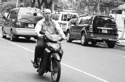 Dân hỏi