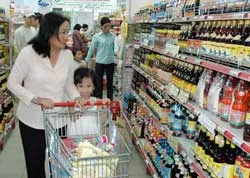 Giá nhiều mặt hàng vẫn không tăng