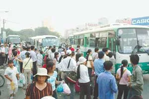 Triển khai ngay lộ trình hạn chế xe cá nhân