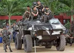 Phe đối lập tăng sức ép đòi luận tội Tổng thống Arroyo