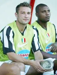 Cannavaro: "Juventus cần củng cố hàng phòng thủ" ảnh 1 Cannavaro: "Juventus cần củng cố hàng phòng thủ" ảnh 1