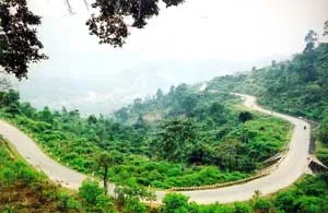 Đường Hồ Chí Minh - sức mạnh mới phát triển kinh tế Việt Nam