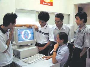 Lập trình viên quốc tế