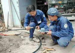 Học cách chào hàng và… biết nở nụ cười!