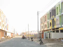 Thành phố vươn về phía Tây