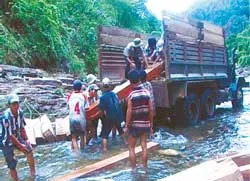 3 vụ hành hung kiểm lâm, 4 người bị đánh trọng thương