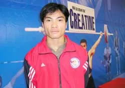 Nguyễn Mạnh Thắng xô ngã kỷ lục quốc gia