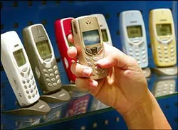 Bán chiếc điện thoại di động thứ 1 tỷ