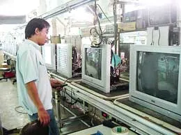 Ti vi màn hình phẳng của người Việt