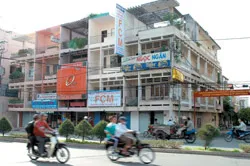 Nhiều câu hỏi chưa được trả lời thỏa đáng