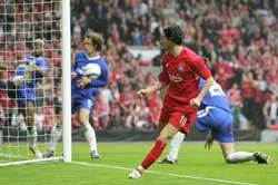Liverpool trở thành "vật thí nghiệm" ảnh 1 Liverpool trở thành "vật thí nghiệm" ảnh 1