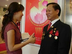 Làm đẹp cho đời, cho xã hội ảnh 2 Làm đẹp cho đời, cho xã hội ảnh 2