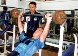 Vào guồng ảnh 1 Vào guồng ảnh 1