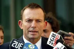 Australia sẽ viện trợ thêm để chống cúm gia cầm