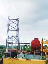 Cầu treo Phước Cát bị “treo”