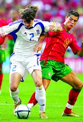 10 sự kiện đáng nhớ của Euro 2004 ảnh 3