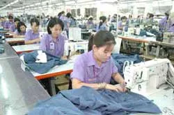 Kiểm điểm lãnh đạo Bộ Thương mại vì để xảy ra vụ chạy quota dệt may