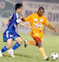 GĐT-Long An và Bình Dương vào chung kết ảnh 2