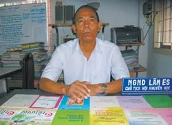 Người thầy mẫu mực của học trò Khmer