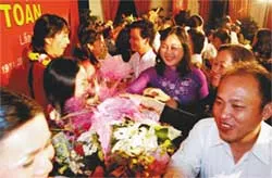 Tiếp sức cho những người “đưa đò” ảnh 2 Tiếp sức cho những người “đưa đò” ảnh 2