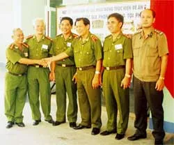Bài 3: Để không bị lừa bán vào các động bán dâm