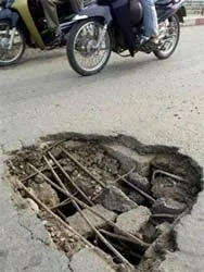 Sửa chữa xong cầu Văn Thánh 2!?